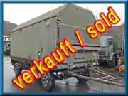 Anhänger mit Shelter Militär